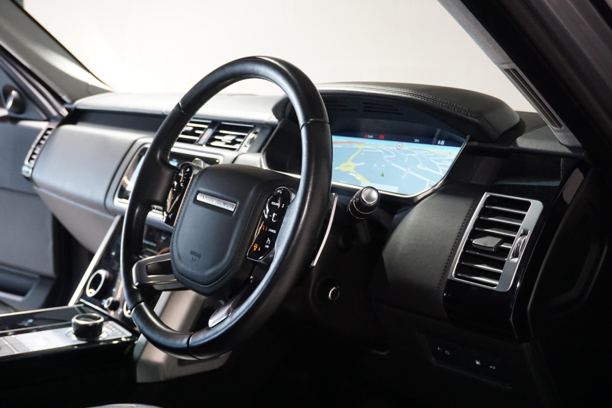 Land Rover Range Rover 2.0 P400e 13.1kWh Autobiography SUV 5dr Petrol Plug-in Hybrid Auto 4WD Euro 6 (s/s) (404 ps)